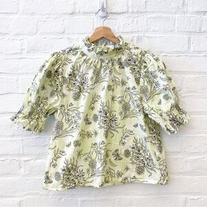 Hunter Bell || Monroe Top High Neck Ruffle Floral Light Green XS